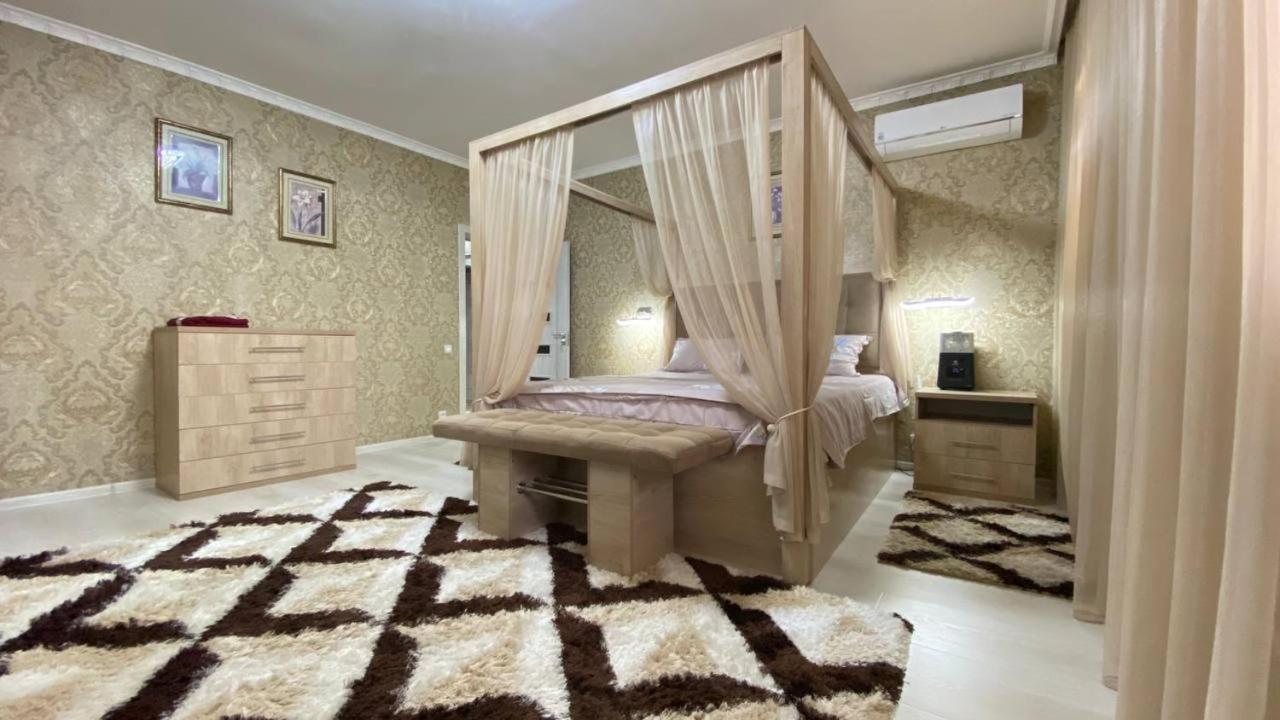 Hi-Tech Apartment In City Center 塔什干 外观 照片