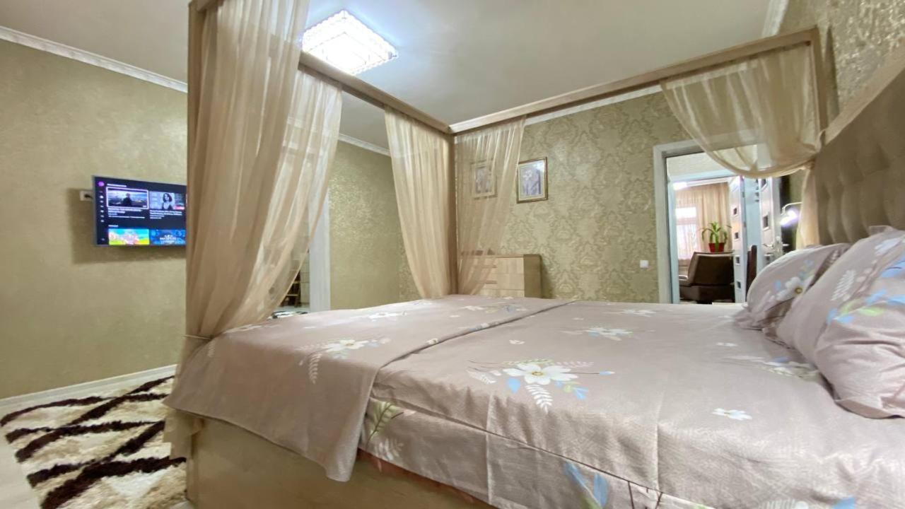 Hi-Tech Apartment In City Center 塔什干 外观 照片