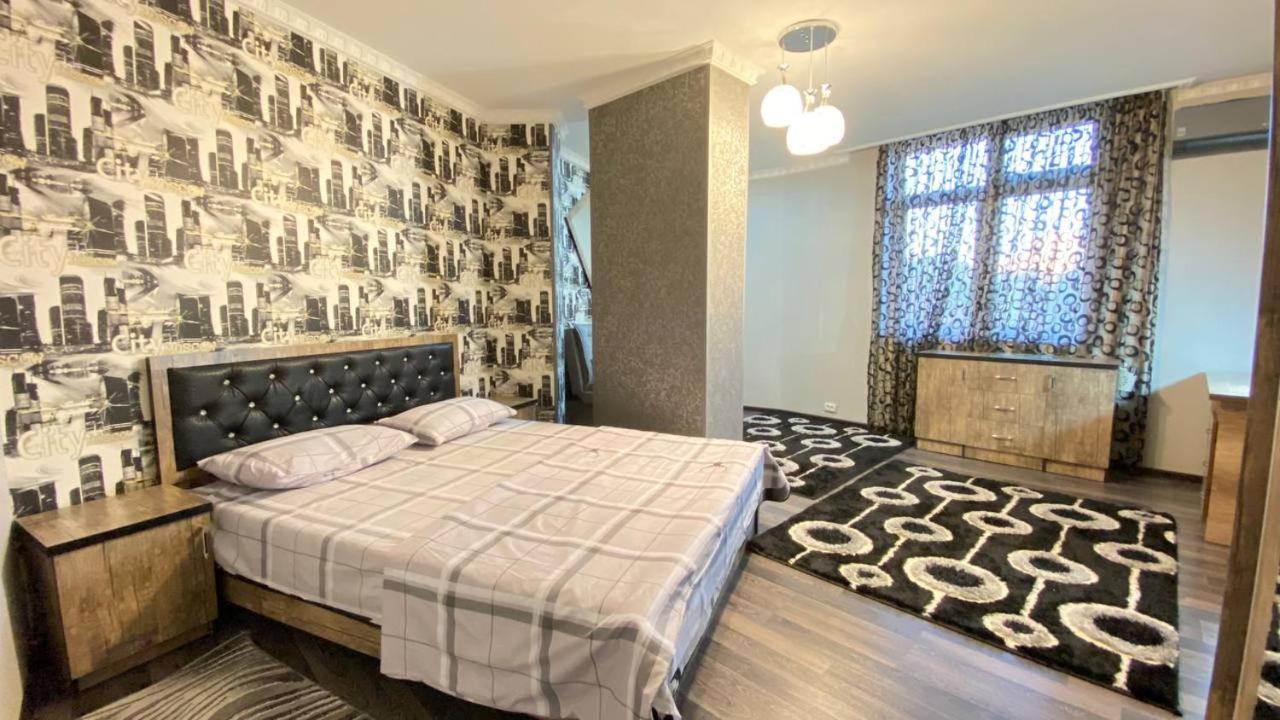 Hi-Tech Apartment In City Center 塔什干 外观 照片