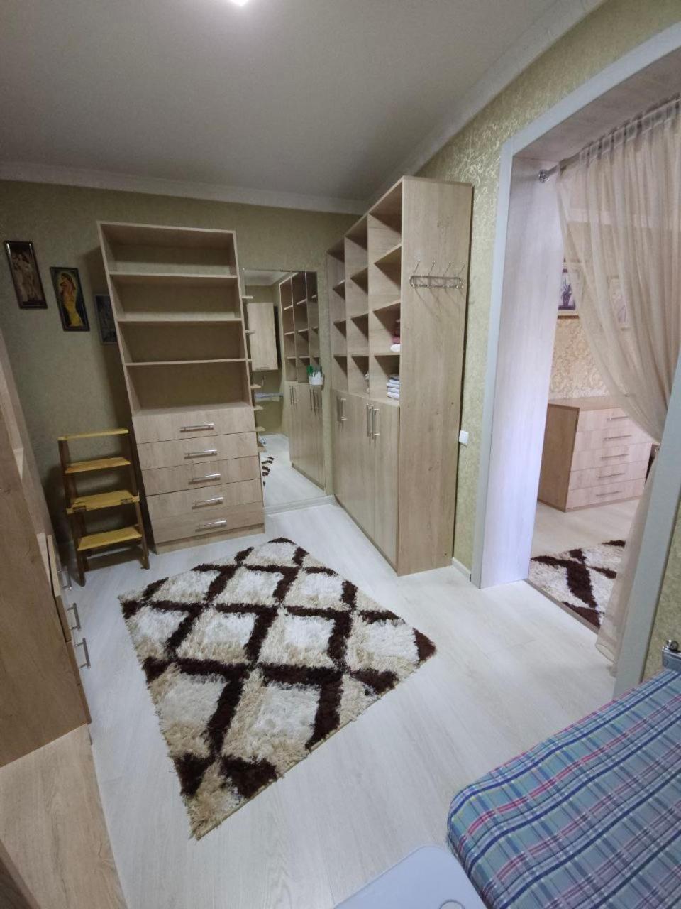 Hi-Tech Apartment In City Center 塔什干 外观 照片